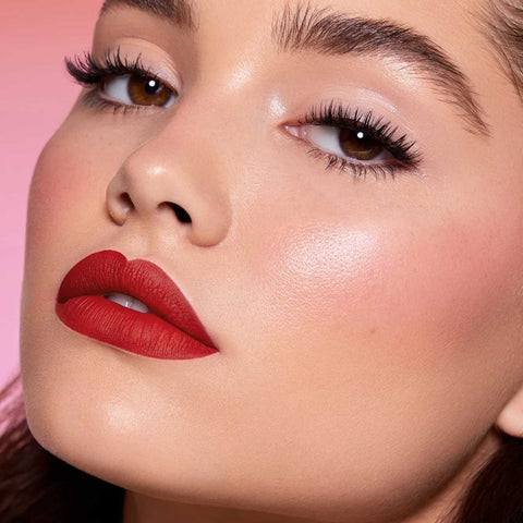 ¡Tu labial ya no es una Preocupación, Es una Declaración!